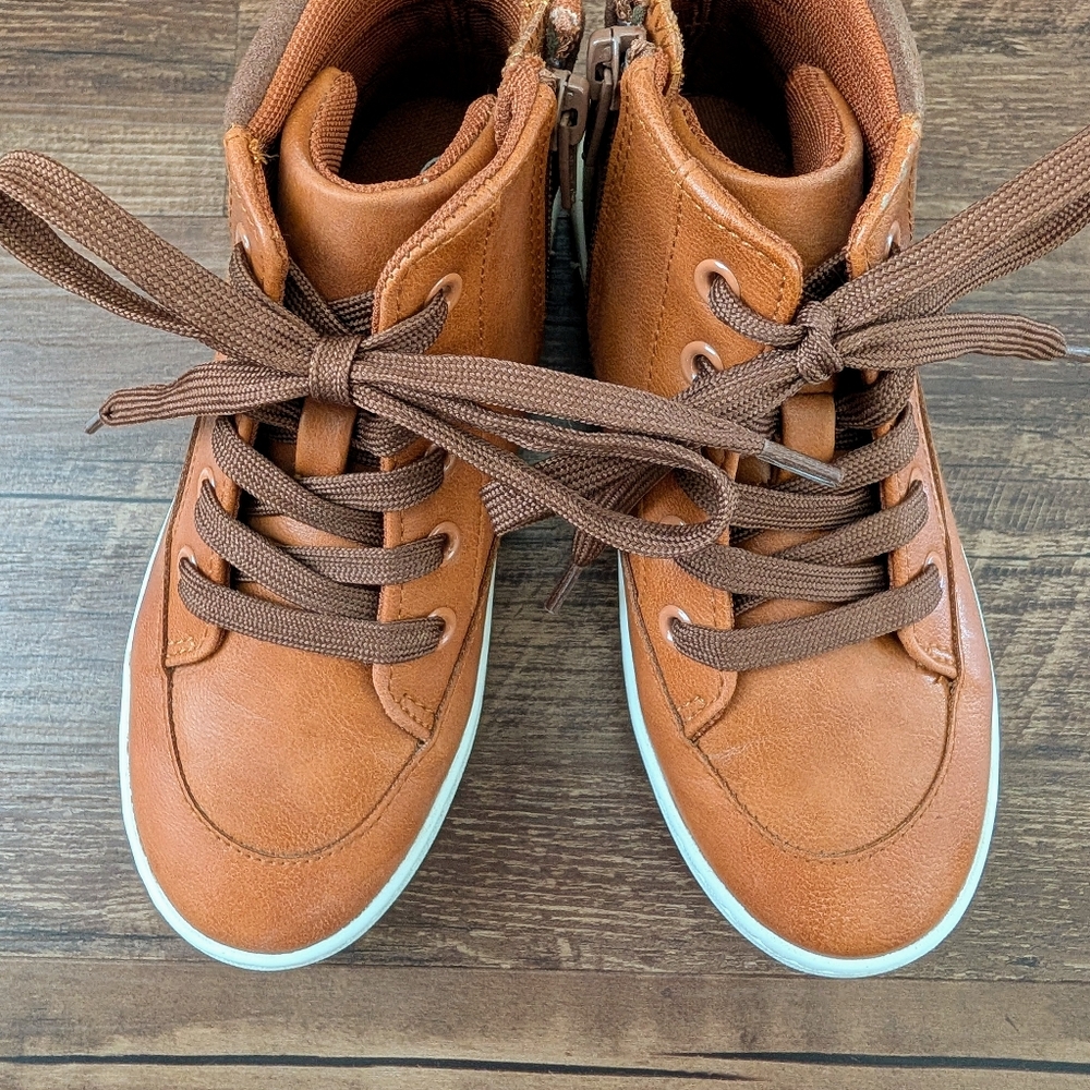 Cat & Jack Sneakers